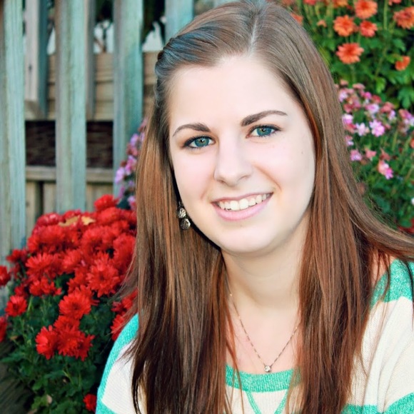 Meet your Posher, Casey - Picture 1 of 1